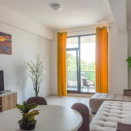 B&P Apartments Promenada アパート *