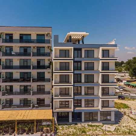 B&P Apartments Promenada ナボダリ