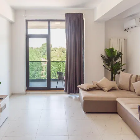 B&P Apartments Promenada *