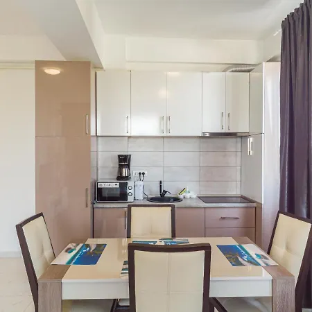 アパート B&P Apartments Promenada ナボダリ